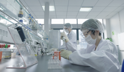 光明乳業 解鎖乳品“黑科技”，生物技術研發引領行業新篇章